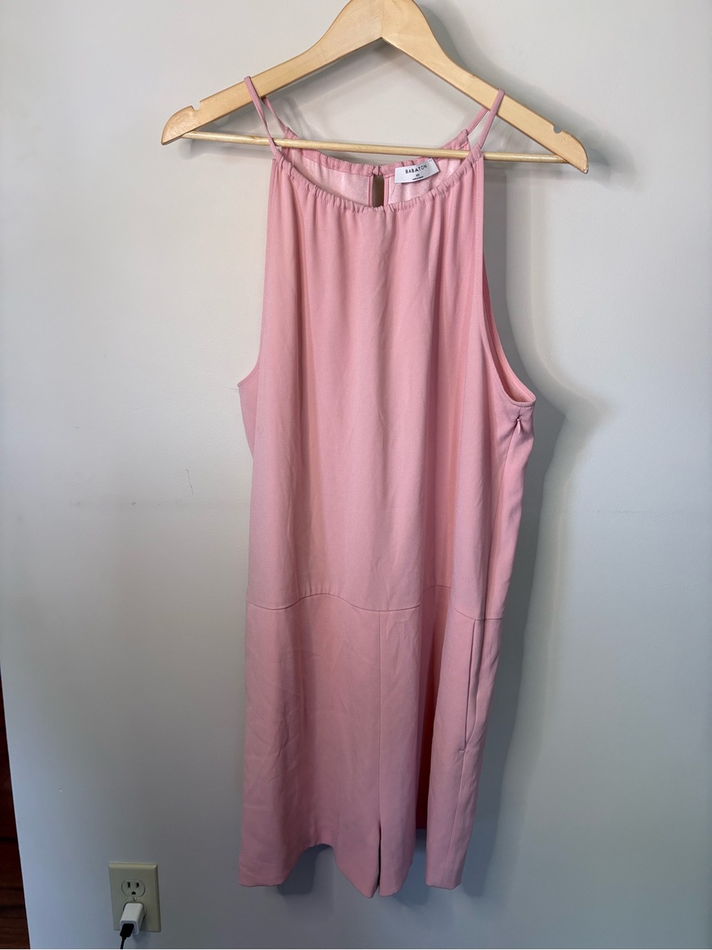 Aritzia Wilfred Soft Pink Sleeveless Halter Romper